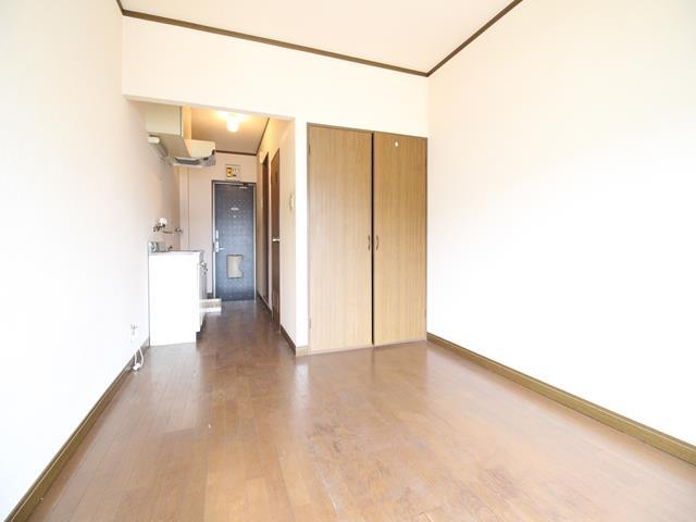 居室・リビング　洋室６帖★