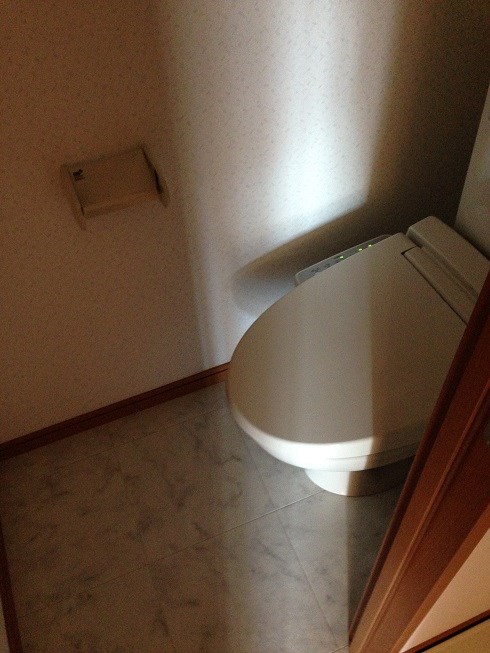 トイレ　イメージ【402号室写真】