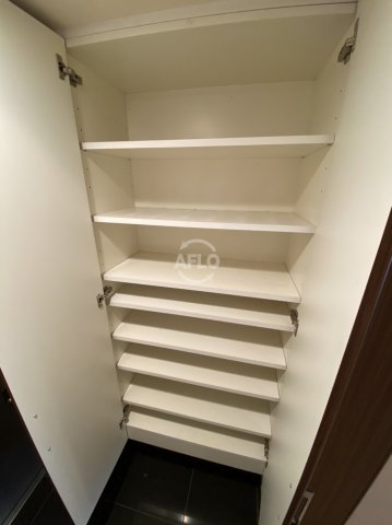 収納　レジディア都島II　シューズボックス