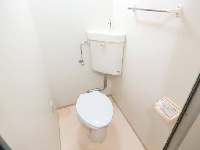 トイレ　シンプルで使いやすいトイレです