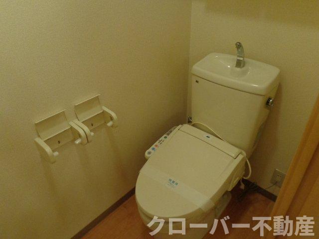 トイレ　シャワー付トイレ