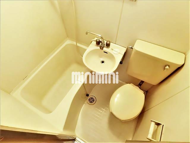 バス・シャワールーム　シャワー付きのバスルームです！