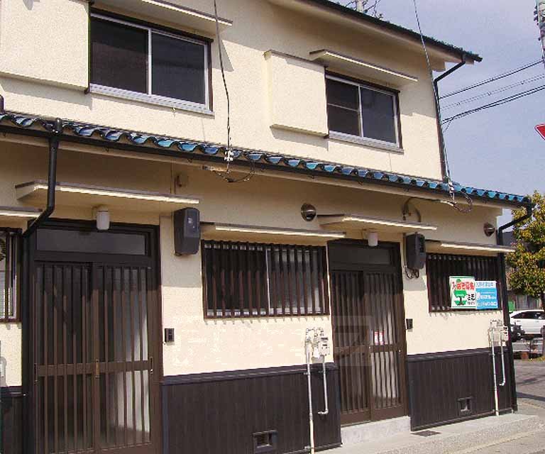 エントランス　別角度から