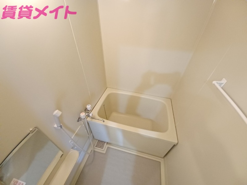 バス・シャワールーム　同型参考写真です