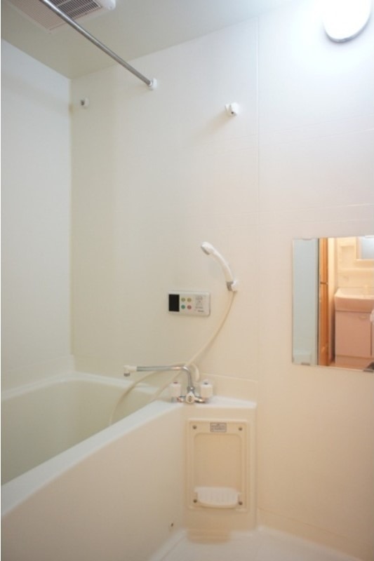 バス・シャワールーム　図面と現状に相違がある場合には現状を優先