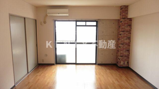 居室・リビング　居間です