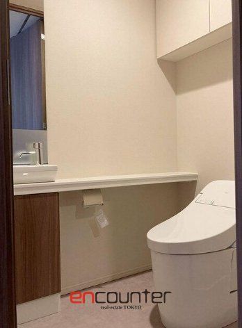 トイレ　※同マンション別室参考写真