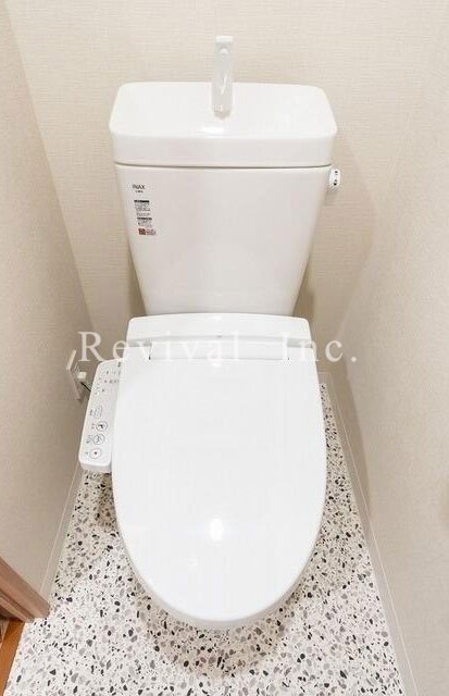 トイレ　お手洗いも清潔感がございます