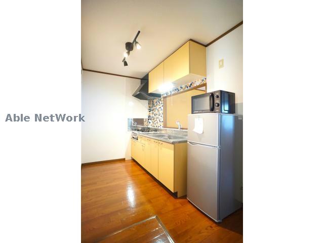 キッチン　モザイクタイルのかわいいキッチン