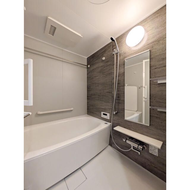 バス・シャワールーム　お風呂で日々の疲れを落としましょう