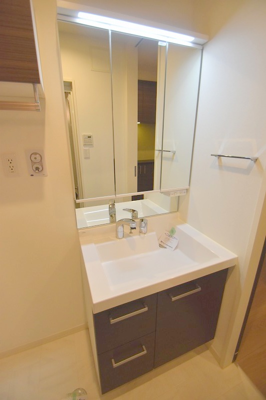 洗面設備　アーバンA・K（2023年築）