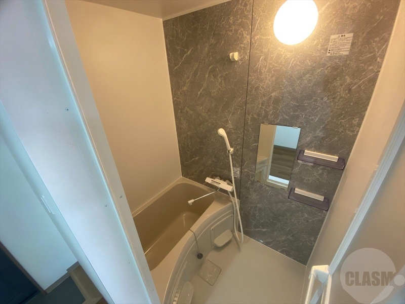 バス・シャワールーム　バスルーム