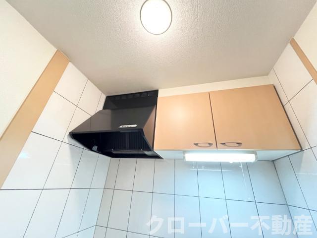 その他　キッチン上側収納