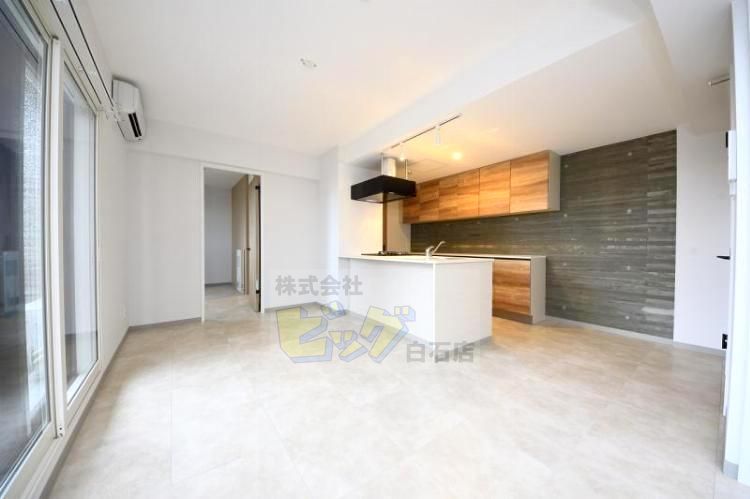 居室・リビング　広々リビングです♪