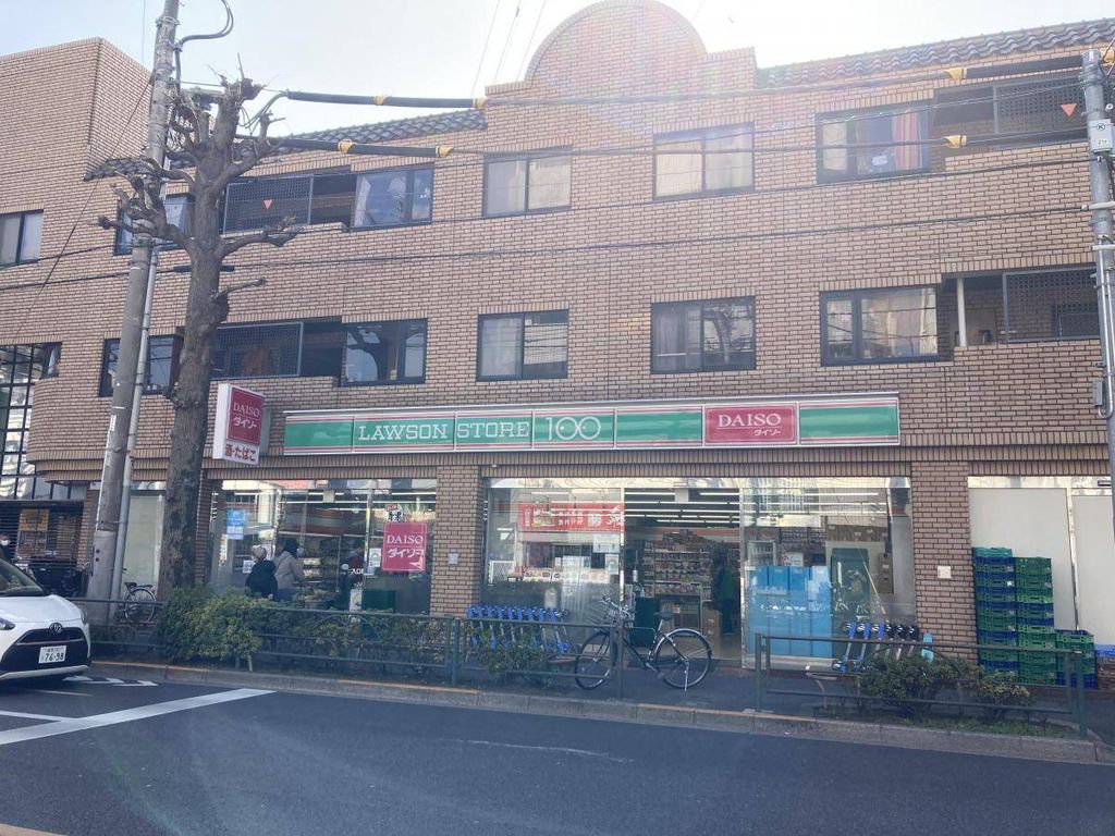 コンビニ　ローソンストア100野方店（コンビニ）まで560m