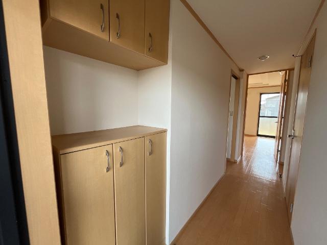 エントランス　下駄箱