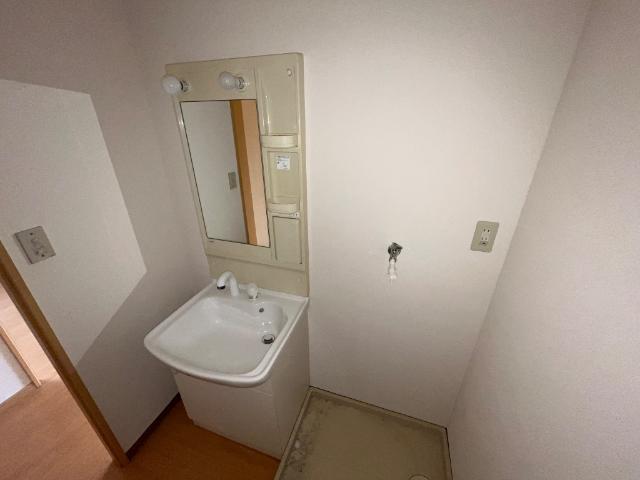 洗面設備　洗髪洗面化粧台