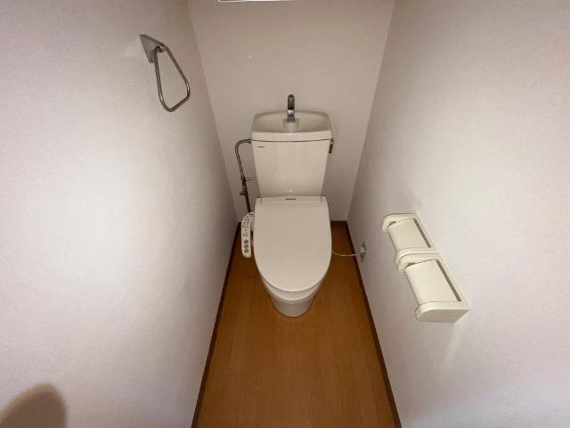 トイレ　シャワー付トイレ