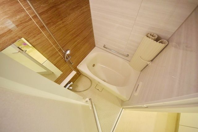 バス・シャワールーム　別タイプのお部屋写真です