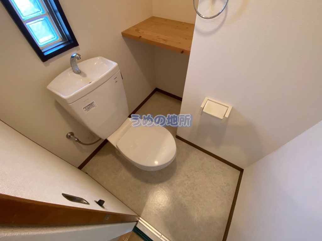 トイレ　トイレ