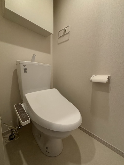 トイレ　～一人の時間も大切にっ～