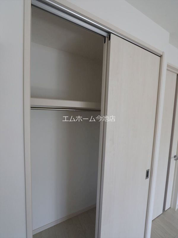 収納　クローゼット（収納スペース充実しています）