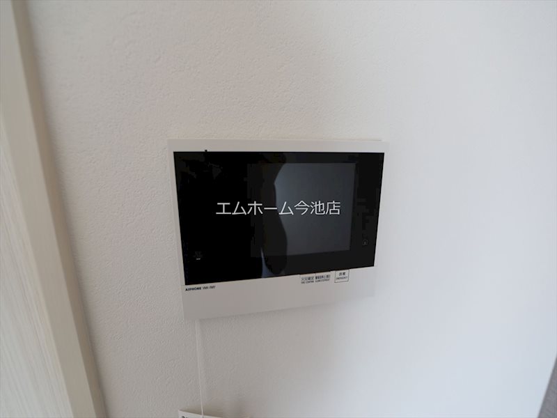 セキュリティ　TVモニター付インターホン