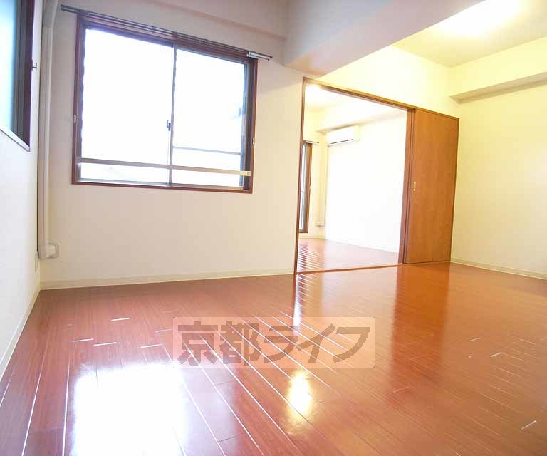 居室・リビング　綺麗なお部屋です。