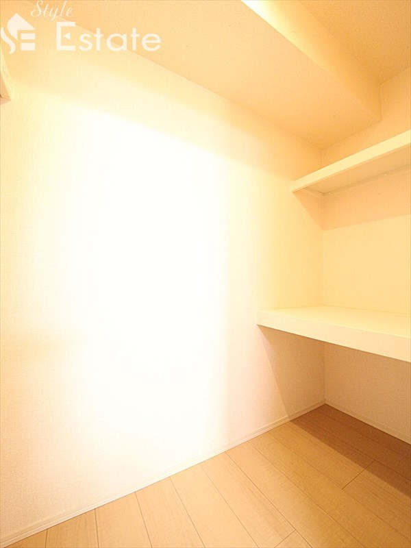 収納　ウォークインクローゼット