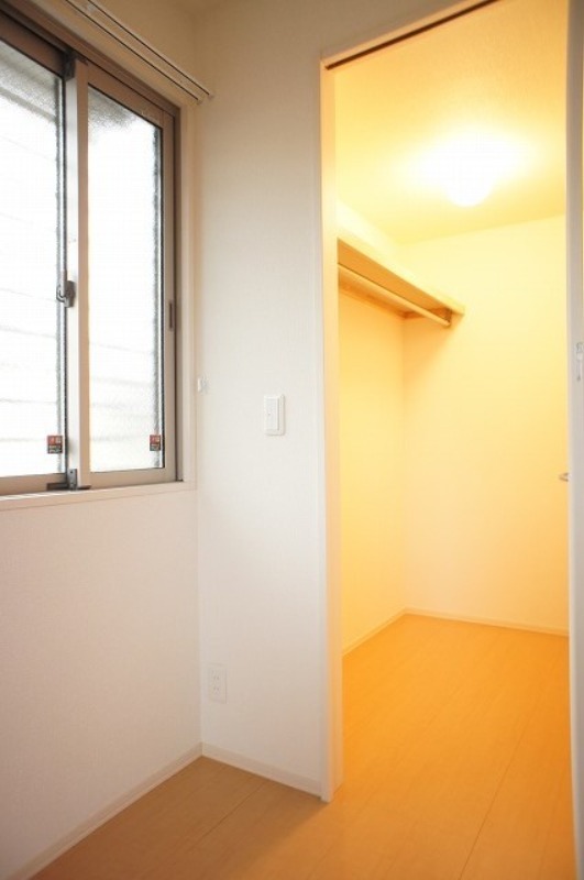 収納　図面と現状に相違がある場合には現状を優先