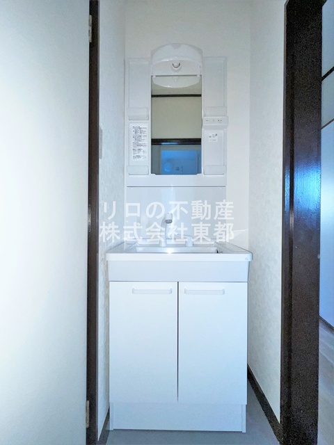 洗面設備　嬉しい洗面台は独立タイプ！