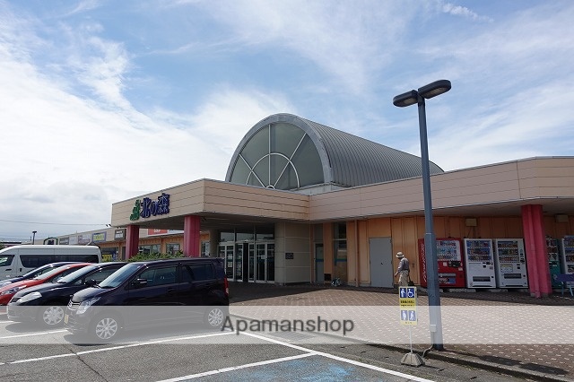 スーパー　バロー北の森店（スーパー）まで611m