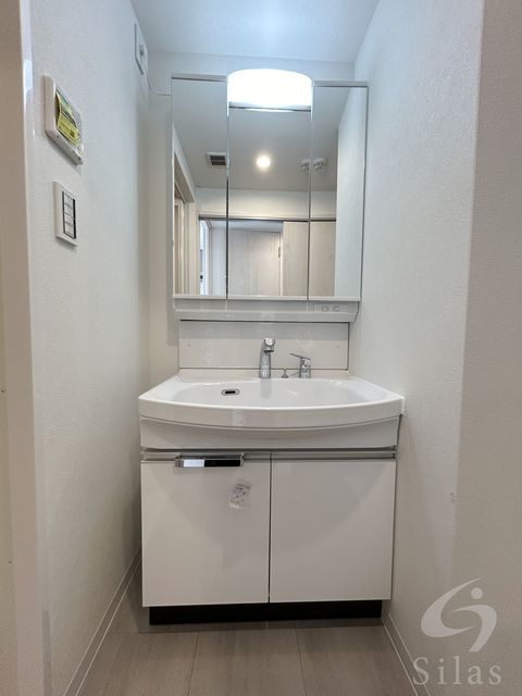 洗面設備　同仕様