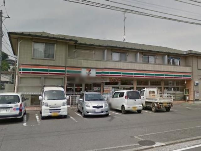 コンビニ　セブンイレブン（コンビニ）まで447m