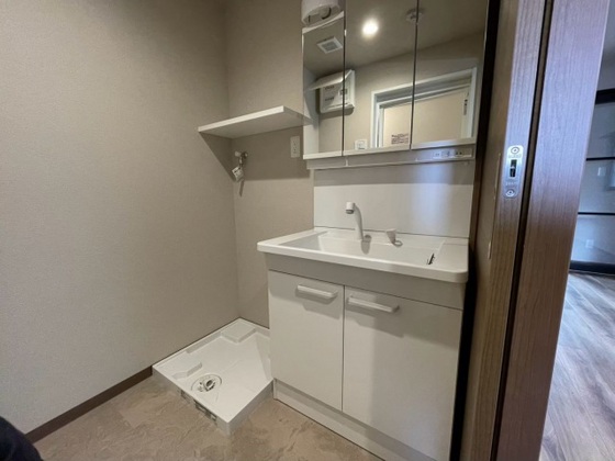 洗面設備　※別部屋の写真です