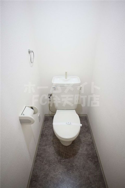 トイレ　コンパクトで使いやすいトイレです