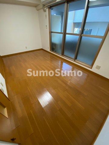 居室・リビング　居間です