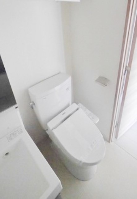 トイレ　別部屋同仕様タイプ