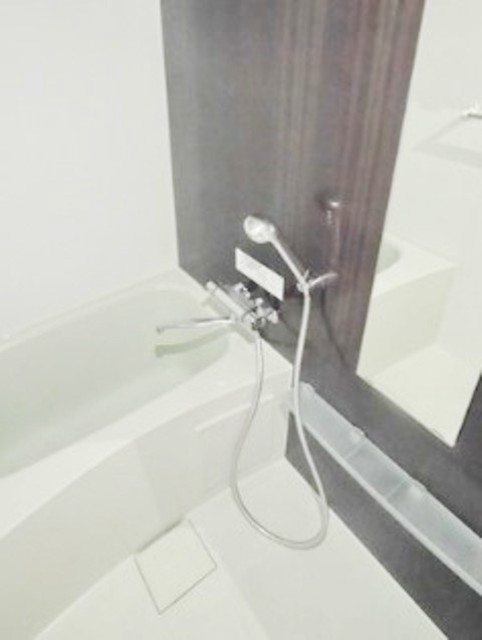 バス・シャワールーム　別部屋同仕様タイプ