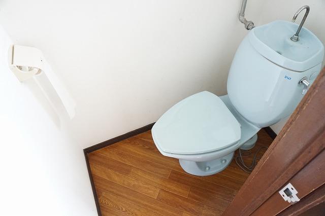 トイレ　トイレ