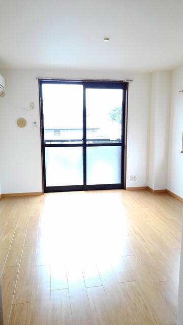 居室・リビング　居室