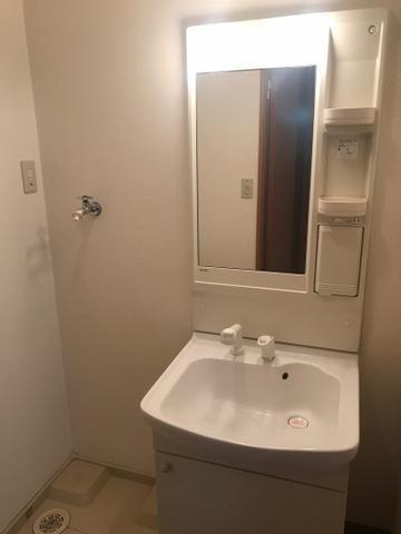 洗面設備　洗髪洗面化粧台