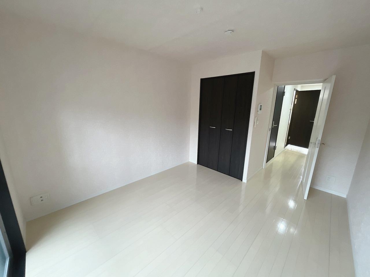 居室・リビング　洋室♪日当たり良好で明るいお部屋♪