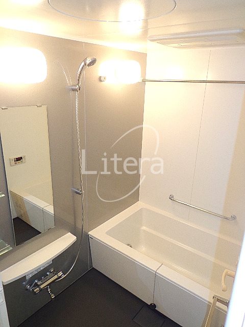 バス・シャワールーム　同タイプ部屋　参考写真