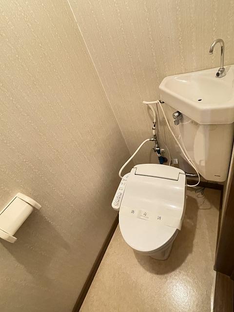 トイレ　トイレ