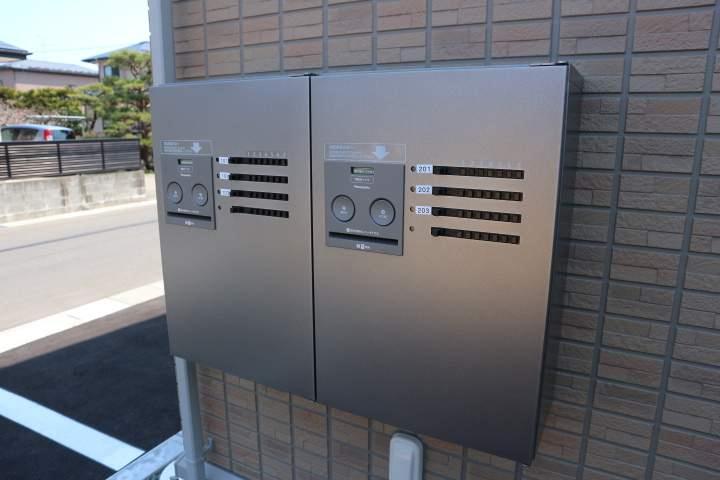 その他　宅配ボックス（その他）まで0m