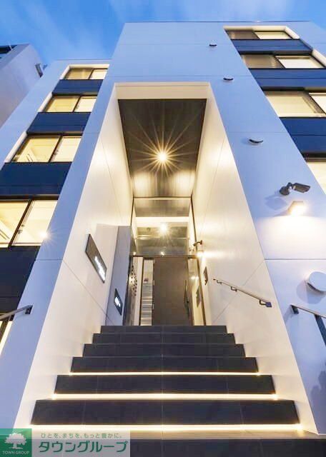 エントランス　部屋探しは株式会社　タウンハウジング　までお気軽にお問合せ…