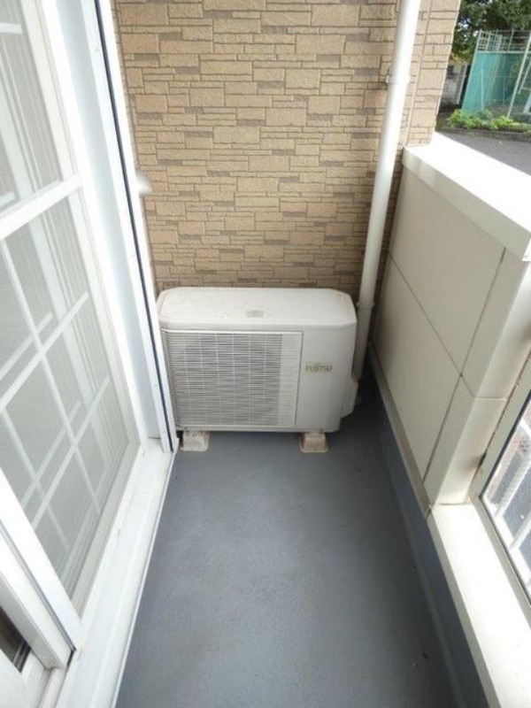 バルコニー　図面と現状に相違がある場合には現状を優先