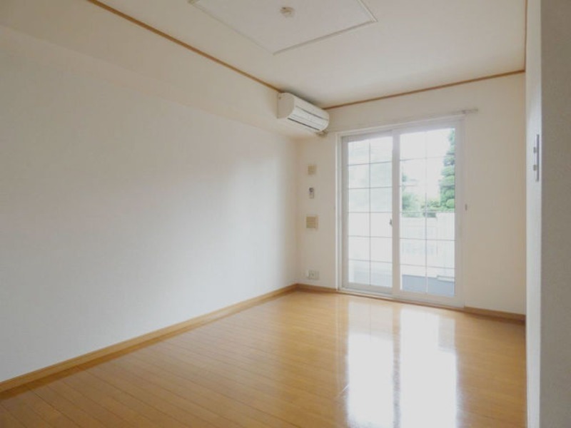 居室・リビング　図面と現状に相違がある場合には現状を優先