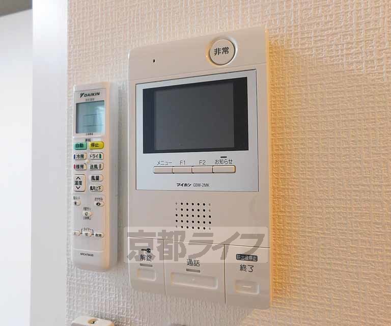 セキュリティ　モニター付インターホンです。